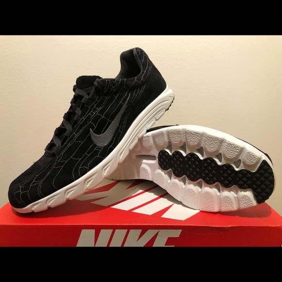 nike mayfly leather premium